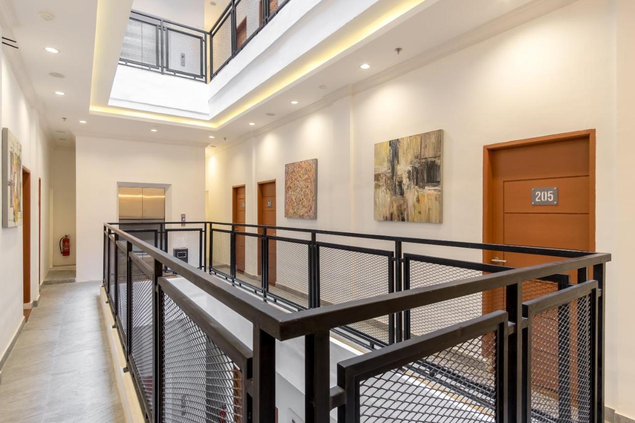 Reddoorz Premium Near Centre Point Mall Медан Екстер'єр фото